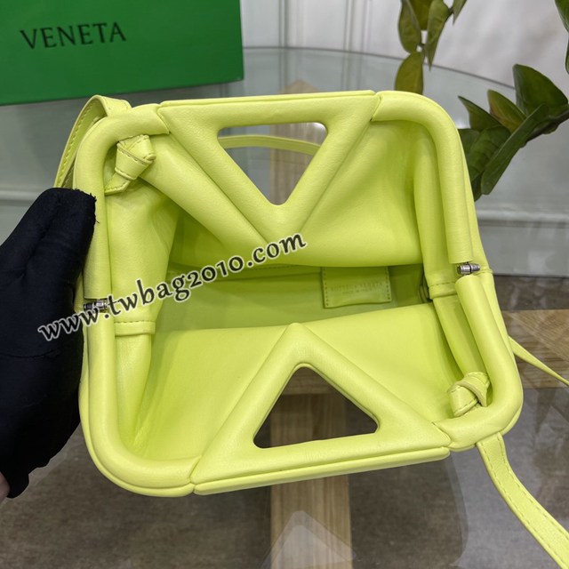 Bottega veneta高端女包 98088 寶緹嘉THE TRIANGLE BV專櫃新款海草黃三角形五金手提女包  gxz1135